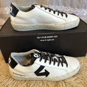 NWT ID-Eight Duri Mix White Sneaker
